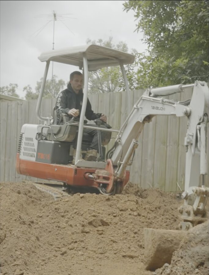 Cockatoo backyard site cut video thumbnail